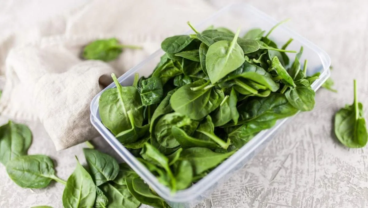 how to freeze leafy greens