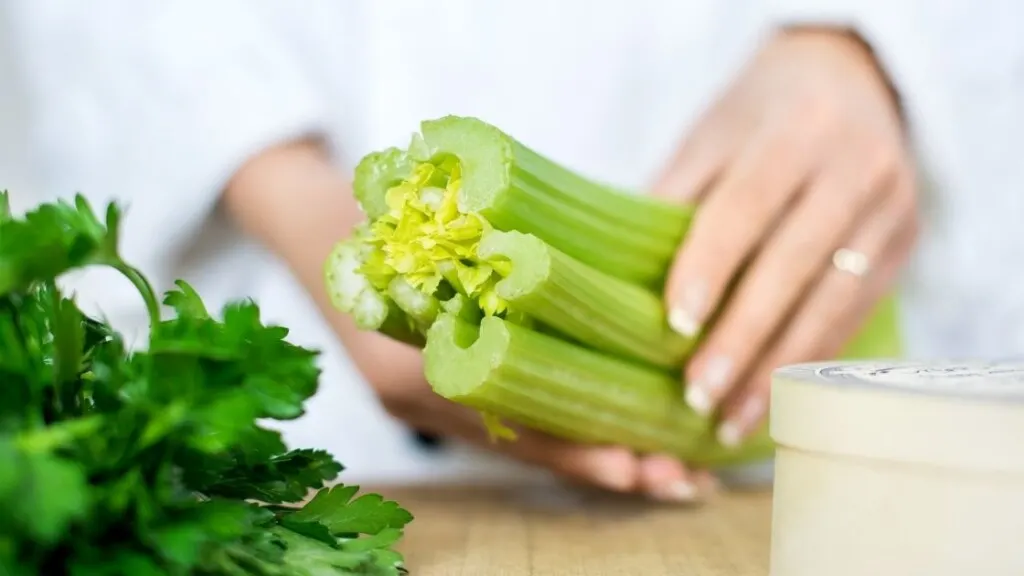 Benefits Of Eating Celery Before Bed