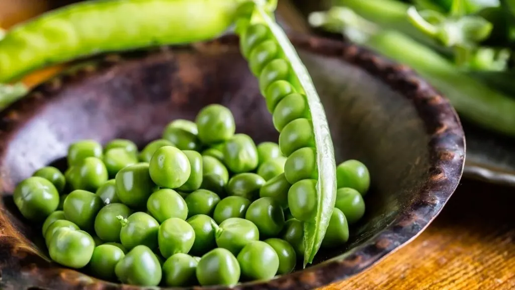 Calories in Peas: Nutritional Facts of Peas and How they are cooked